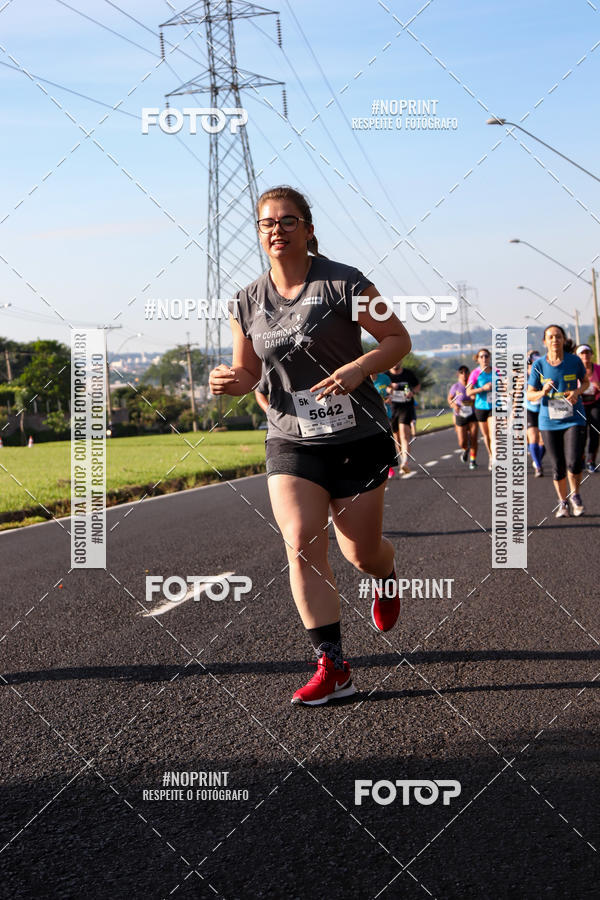 Buy your photos of the event11� Corrida Dahma on Fotop