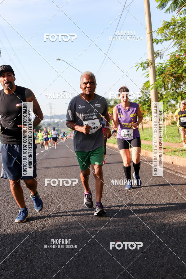 Buy your photos of the event11� Corrida Dahma on Fotop