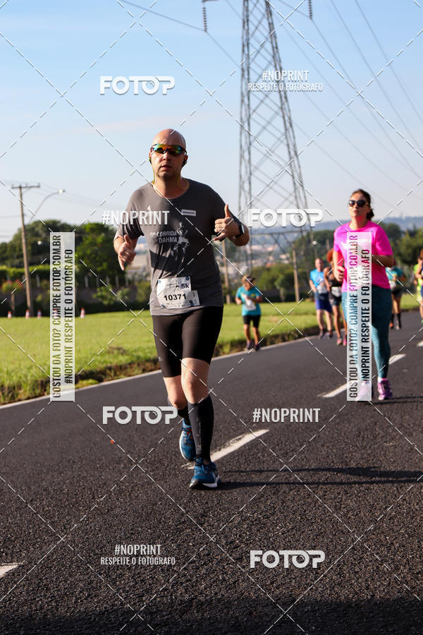 Buy your photos of the event11� Corrida Dahma on Fotop