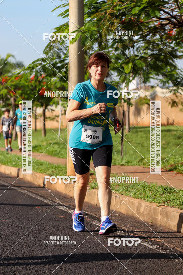 Buy your photos of the event11� Corrida Dahma on Fotop