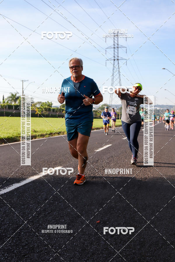 Buy your photos of the event11� Corrida Dahma on Fotop