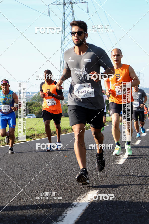 Buy your photos of the event11� Corrida Dahma on Fotop