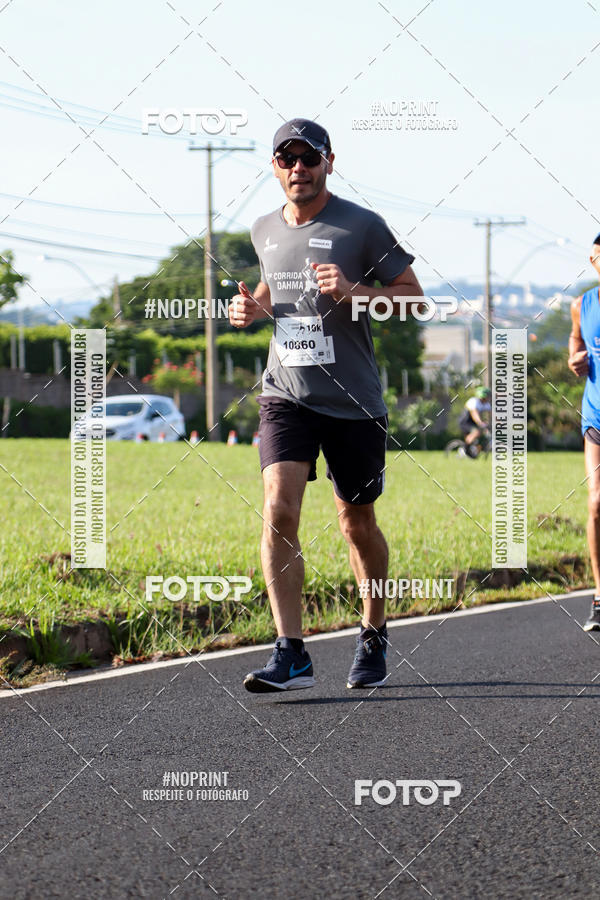 Buy your photos of the event11� Corrida Dahma on Fotop