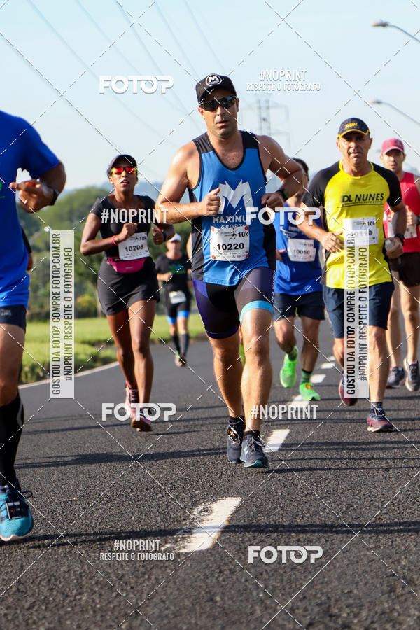 Buy your photos of the event11� Corrida Dahma on Fotop