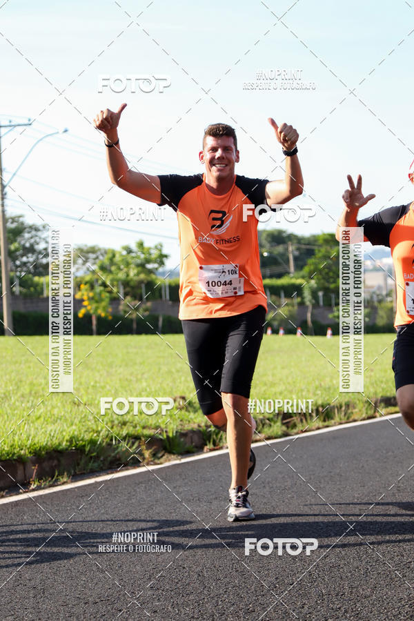 Buy your photos of the event11� Corrida Dahma on Fotop