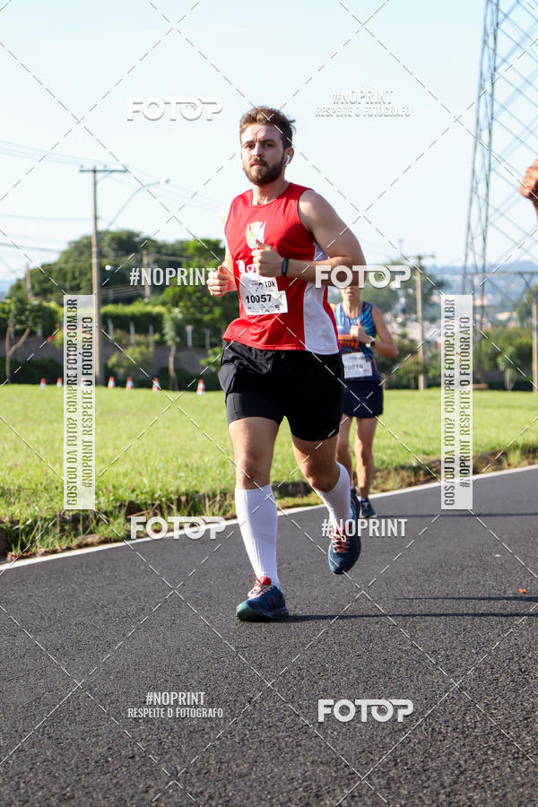 Buy your photos of the event11� Corrida Dahma on Fotop