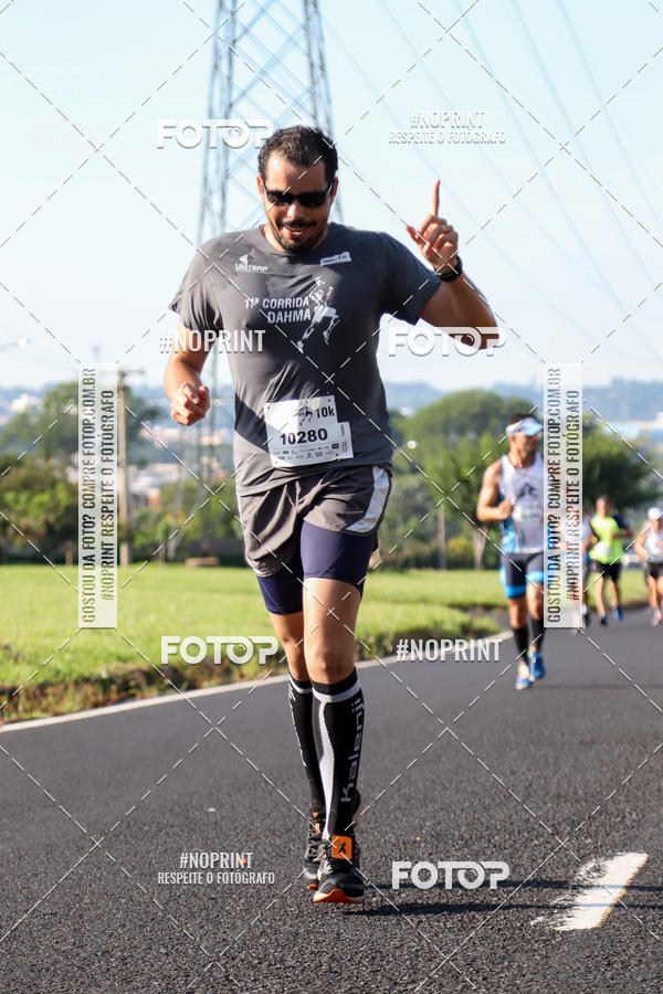 Buy your photos of the event11� Corrida Dahma on Fotop