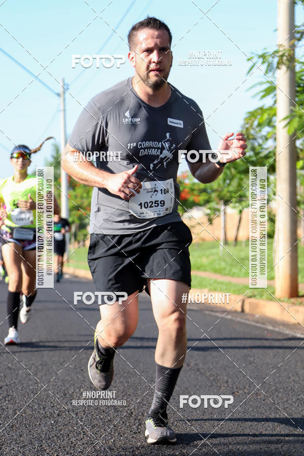 Buy your photos of the event11� Corrida Dahma on Fotop
