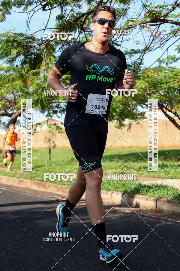 Buy your photos of the event11� Corrida Dahma on Fotop