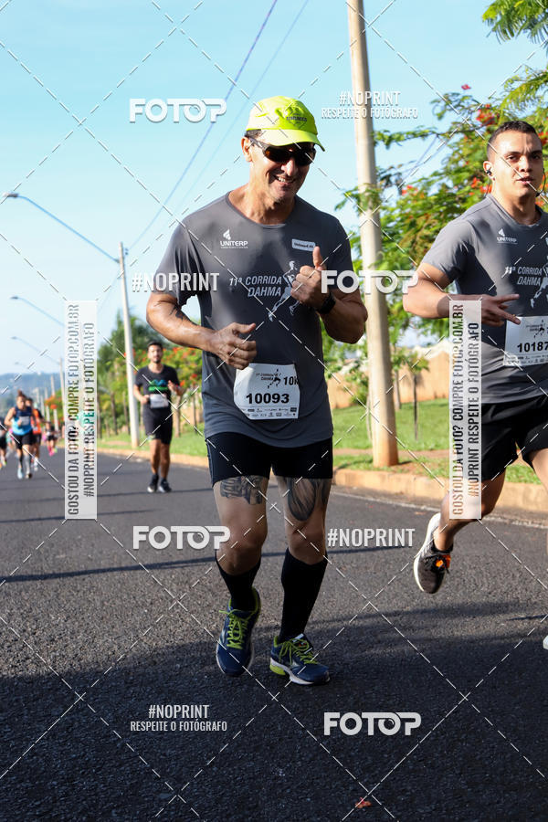 Buy your photos of the event11� Corrida Dahma on Fotop