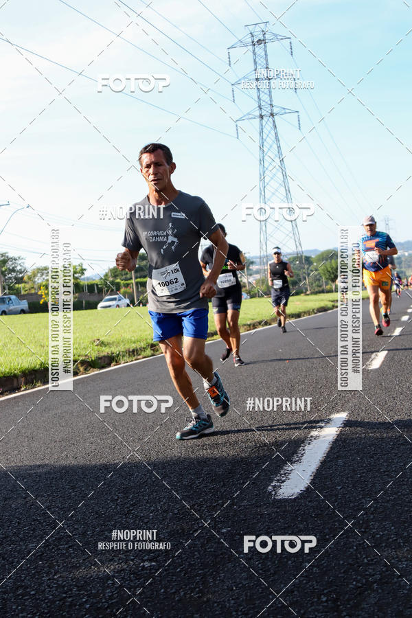 Buy your photos of the event11� Corrida Dahma on Fotop