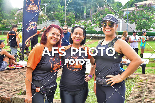 Compra tus fotos del eventoCorre quem quer, caminha quem quiser - Treino Harley Runners En Fotop
