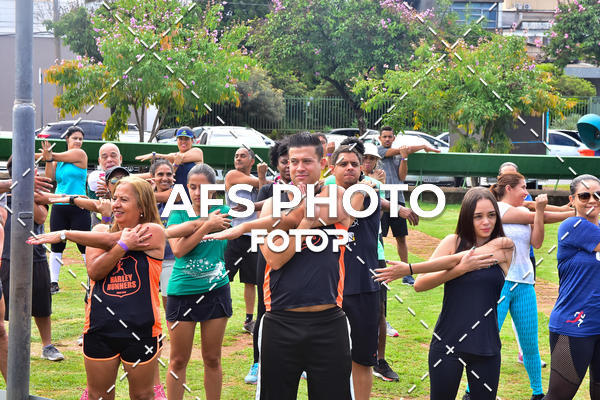 Buy your photos of the eventCorre quem quer, caminha quem quiser - Treino Harley Runners on Fotop