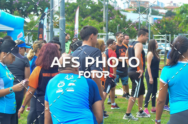 Buy your photos of the eventCorre quem quer, caminha quem quiser - Treino Harley Runners on Fotop