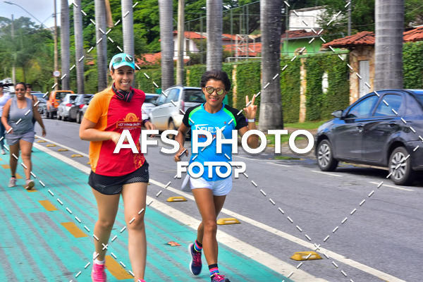 Buy your photos of the eventCorre quem quer, caminha quem quiser - Treino Harley Runners on Fotop
