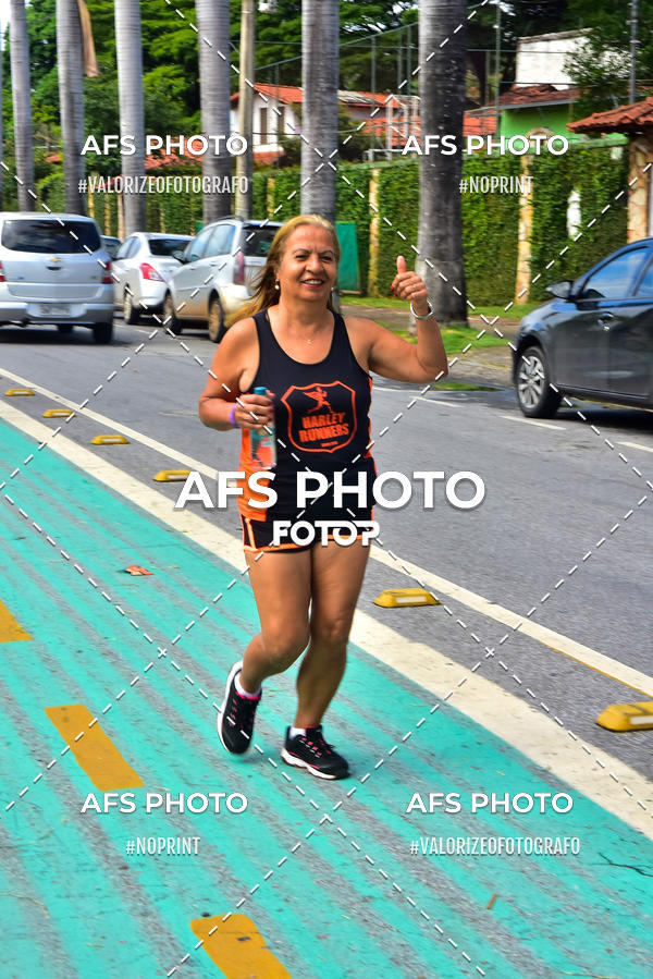 Buy your photos of the eventCorre quem quer, caminha quem quiser - Treino Harley Runners on Fotop