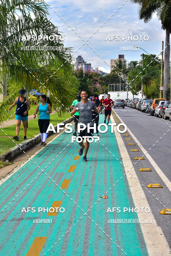 Acquista le foto dell'eventoCorre quem quer, caminha quem quiser - Treino Harley Runners in Fotop
