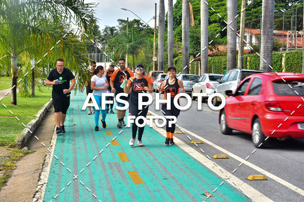 Compre suas fotos do eventoCorre quem quer, caminha quem quiser - Treino Harley Runners no Fotop