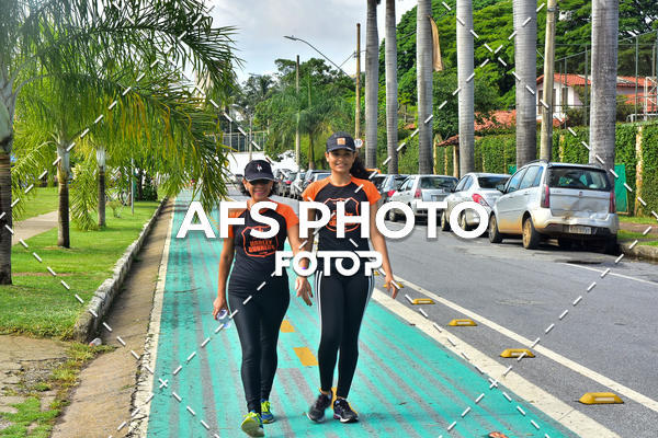 Compre suas fotos do eventoCorre quem quer, caminha quem quiser - Treino Harley Runners no Fotop