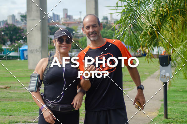Compre suas fotos do eventoCorre quem quer, caminha quem quiser - Treino Harley Runners no Fotop