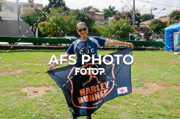 Achetez vos photos de l'vnementCorre quem quer, caminha quem quiser - Treino Harley Runners sur Fotop