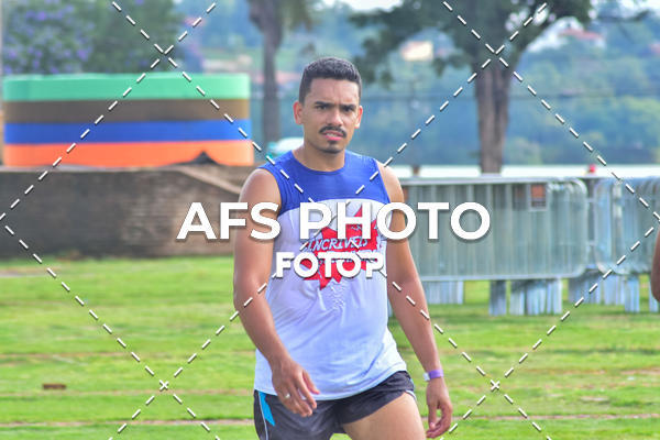 Compre suas fotos do eventoCorre quem quer, caminha quem quiser - Treino Harley Runners no Fotop