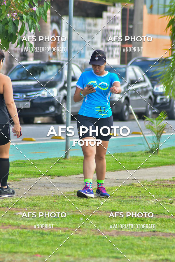 Compre suas fotos do eventoCorre quem quer, caminha quem quiser - Treino Harley Runners no Fotop