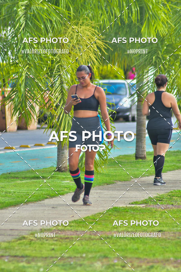 Compre suas fotos do eventoCorre quem quer, caminha quem quiser - Treino Harley Runners no Fotop