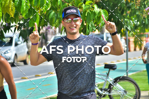 Compra tus fotos del eventoCorre quem quer, caminha quem quiser - Treino Harley Runners En Fotop