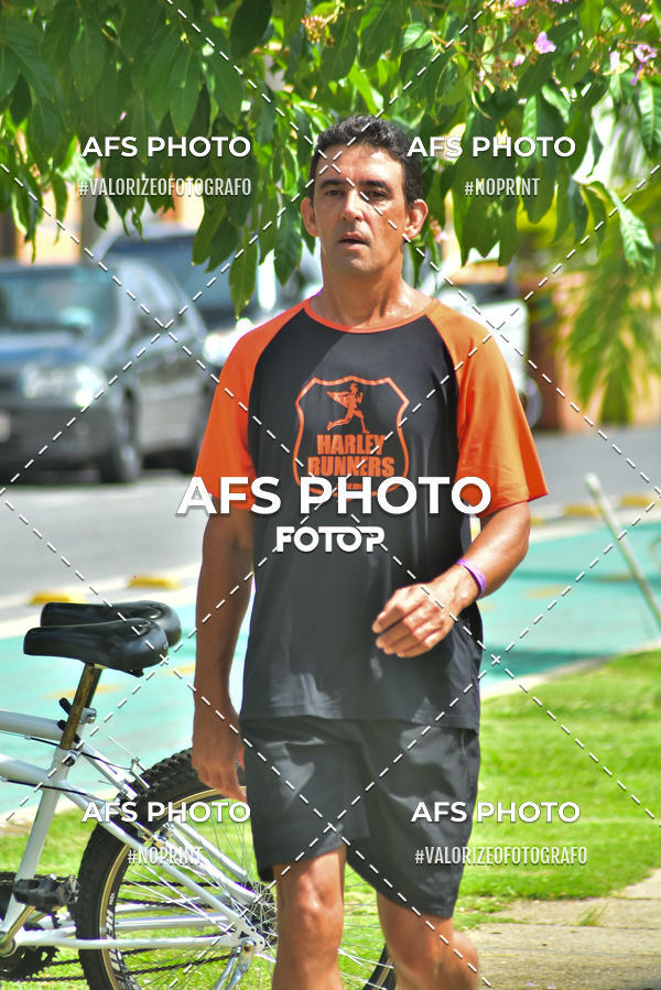 Compra tus fotos del eventoCorre quem quer, caminha quem quiser - Treino Harley Runners En Fotop