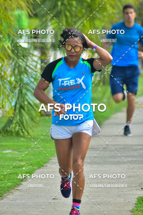 Achetez vos photos de l'vnementCorre quem quer, caminha quem quiser - Treino Harley Runners sur Fotop