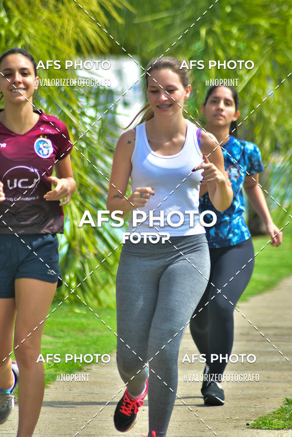 Achetez vos photos de l'vnementCorre quem quer, caminha quem quiser - Treino Harley Runners sur Fotop