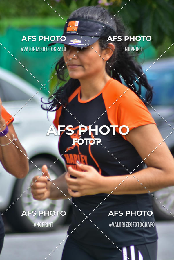 Compra tus fotos del eventoCorre quem quer, caminha quem quiser - Treino Harley Runners En Fotop