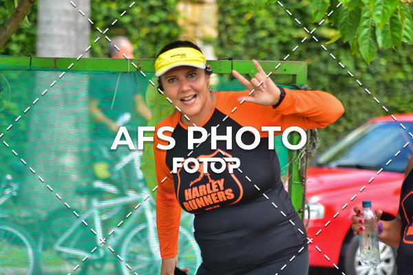 Compra tus fotos del eventoCorre quem quer, caminha quem quiser - Treino Harley Runners En Fotop