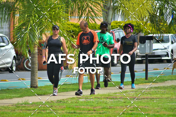 Compra tus fotos del eventoCorre quem quer, caminha quem quiser - Treino Harley Runners En Fotop