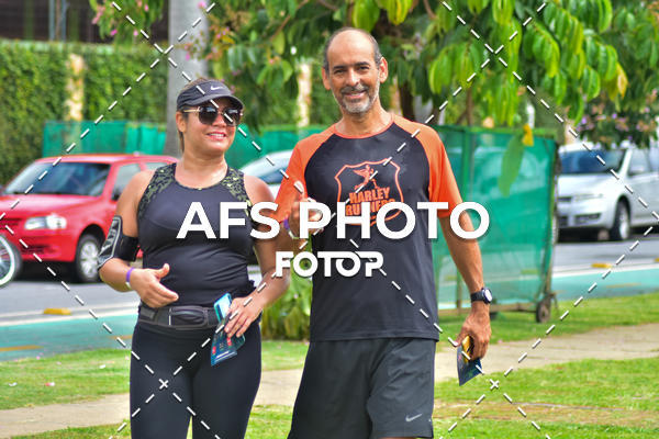 Achetez vos photos de l'vnementCorre quem quer, caminha quem quiser - Treino Harley Runners sur Fotop