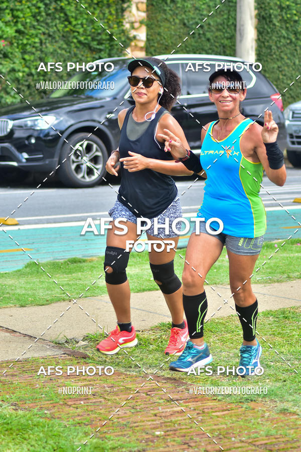 Achetez vos photos de l'vnementCorre quem quer, caminha quem quiser - Treino Harley Runners sur Fotop