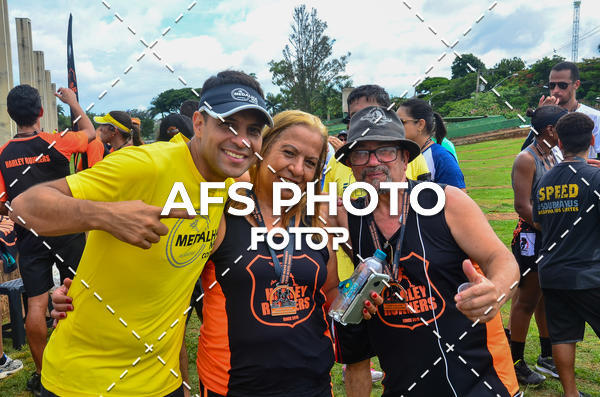 Compre as suas fotos do eventoCorre quem quer, caminha quem quiser - Treino Harley Runners no Fotop