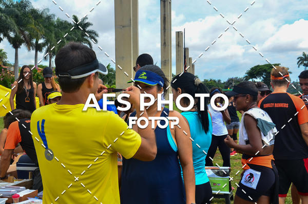 Compre as suas fotos do eventoCorre quem quer, caminha quem quiser - Treino Harley Runners no Fotop