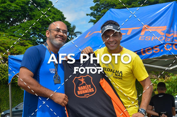 Achetez vos photos de l'vnementCorre quem quer, caminha quem quiser - Treino Harley Runners sur Fotop