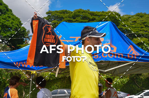 Achetez vos photos de l'vnementCorre quem quer, caminha quem quiser - Treino Harley Runners sur Fotop
