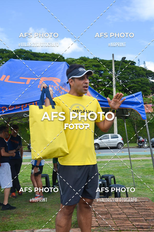 Compre as suas fotos do eventoCorre quem quer, caminha quem quiser - Treino Harley Runners no Fotop