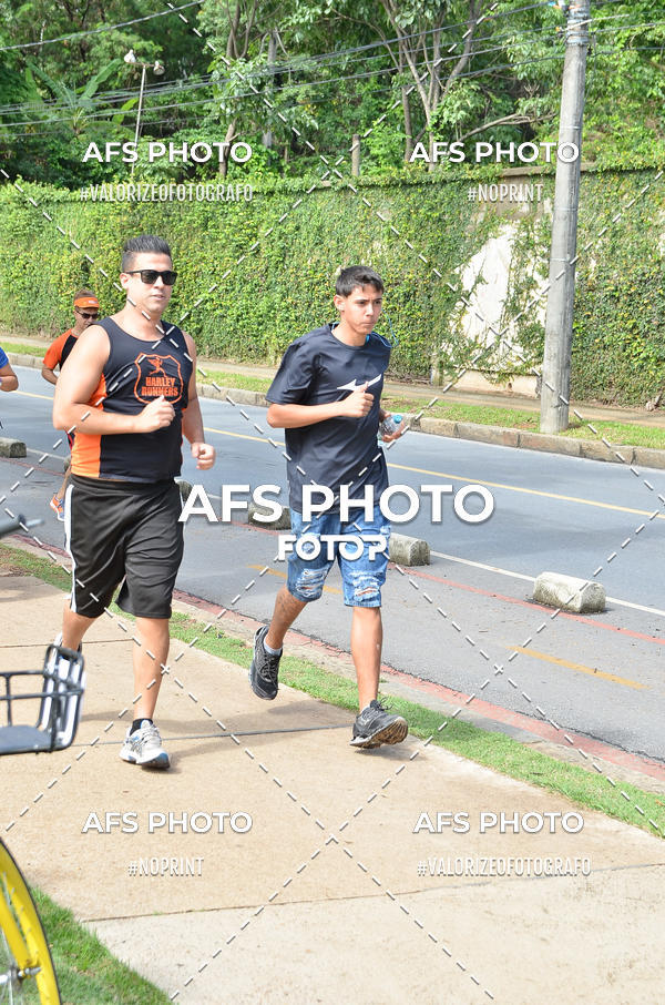 Acquista le foto dell'eventoCorre quem quer, caminha quem quiser - Treino Harley Runners in Fotop