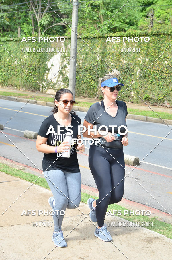 Achetez vos photos de l'vnementCorre quem quer, caminha quem quiser - Treino Harley Runners sur Fotop