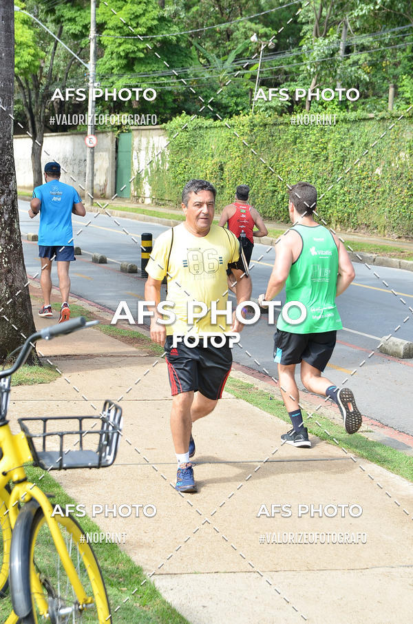 Achetez vos photos de l'vnementCorre quem quer, caminha quem quiser - Treino Harley Runners sur Fotop
