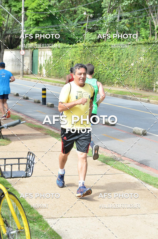 Achetez vos photos de l'vnementCorre quem quer, caminha quem quiser - Treino Harley Runners sur Fotop