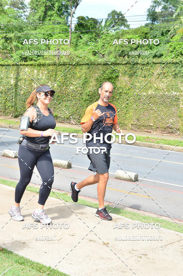 Achetez vos photos de l'vnementCorre quem quer, caminha quem quiser - Treino Harley Runners sur Fotop