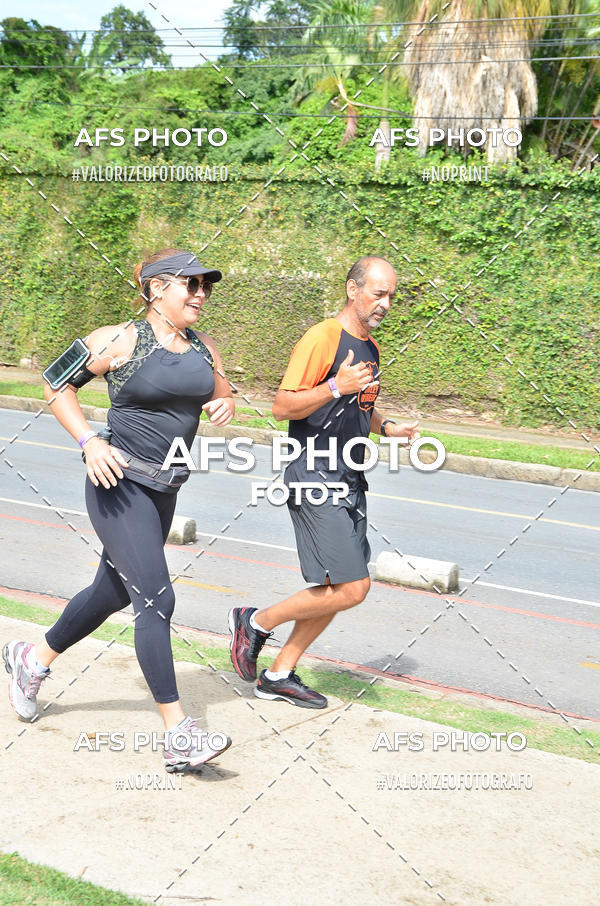 Achetez vos photos de l'vnementCorre quem quer, caminha quem quiser - Treino Harley Runners sur Fotop