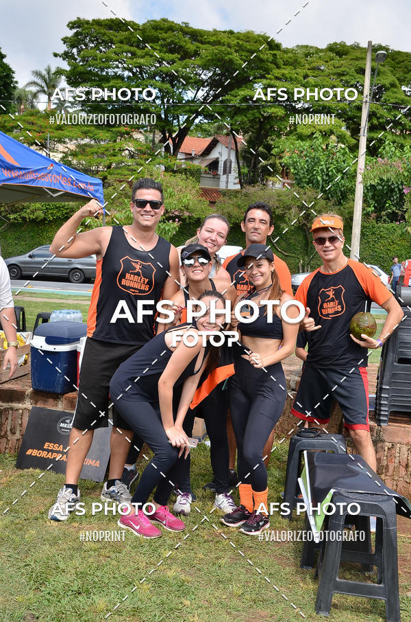 Achetez vos photos de l'vnementCorre quem quer, caminha quem quiser - Treino Harley Runners sur Fotop