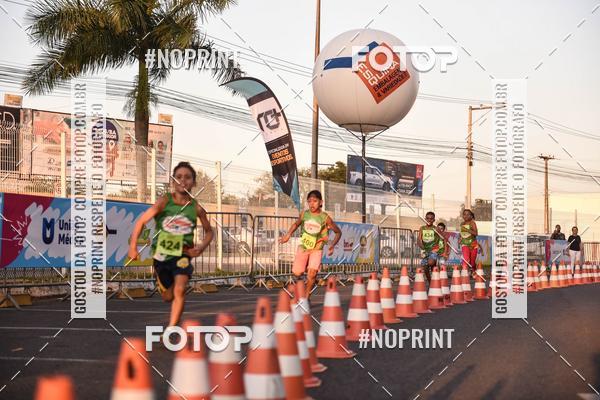Buy your photos of the eventCorrida Kids Boulevard on Fotop